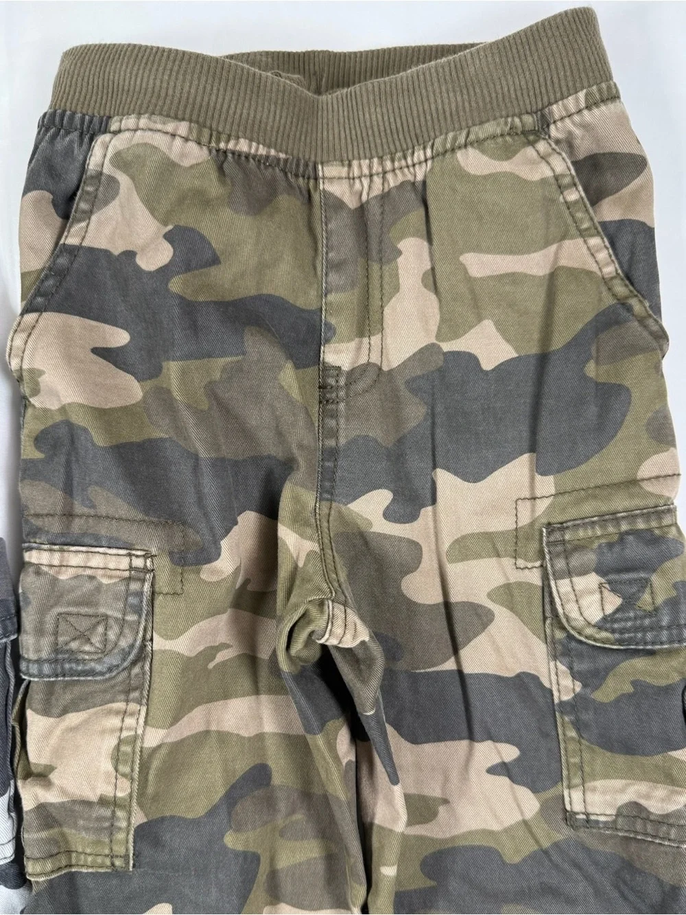 THE CHILDRENS PLACE Boys Cargo Pants Lot Size 4T Camo Military Streetwear